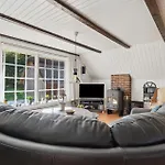 Three-bedroom In Feriehus